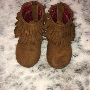 ‼️✨2 for $10✨‼️ Toddler Size 5 Girl Fringe Shoes